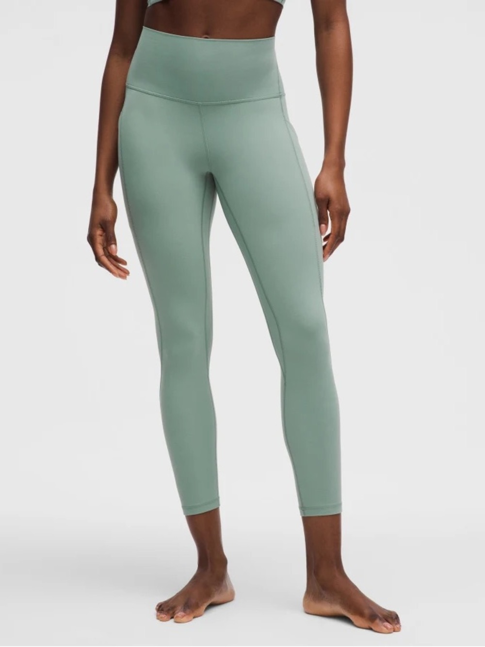 Lululemon Align 25” with pockets,